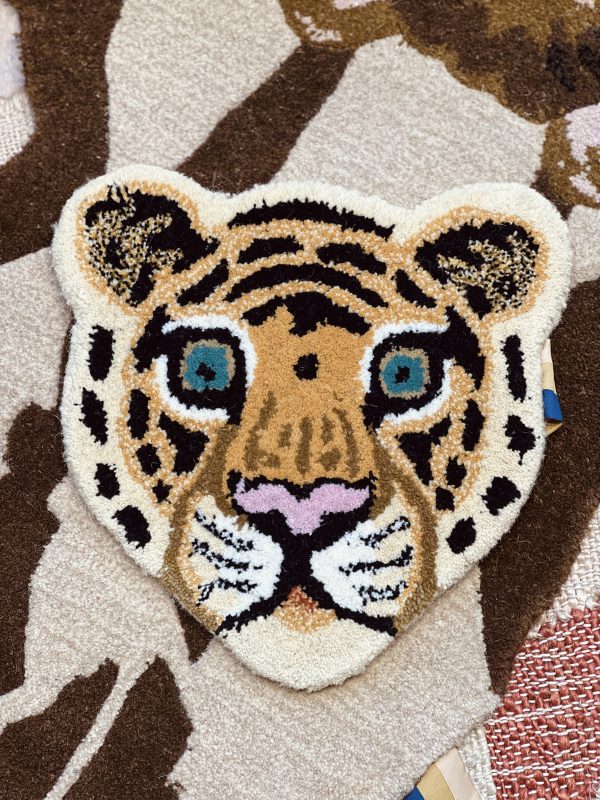 Tapis tête tigre Cloudy