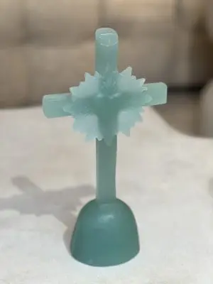 Croix cœur de lumière en cire – céladon