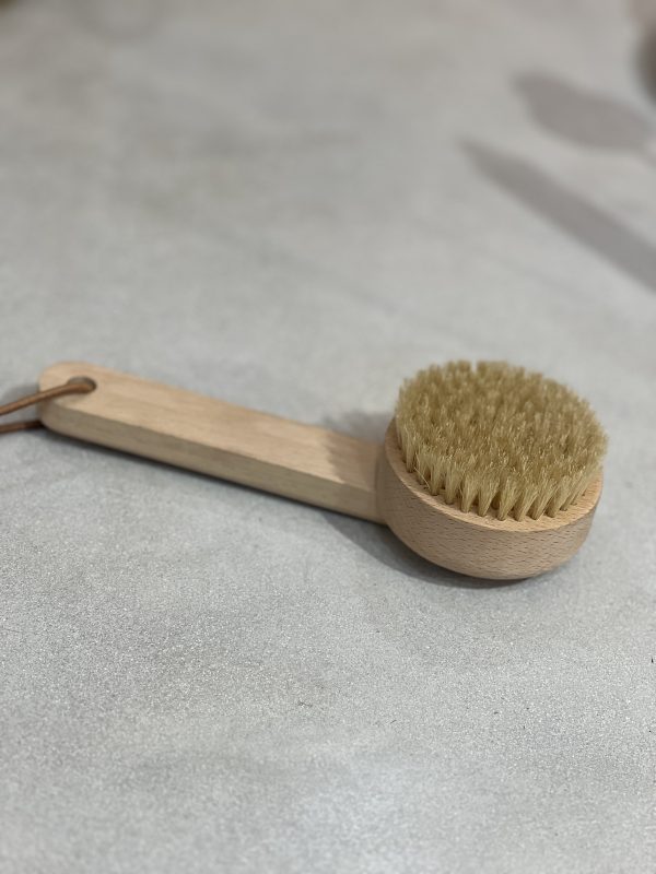 Brosse de bain Inu – hêtre, 18cm – Image 2