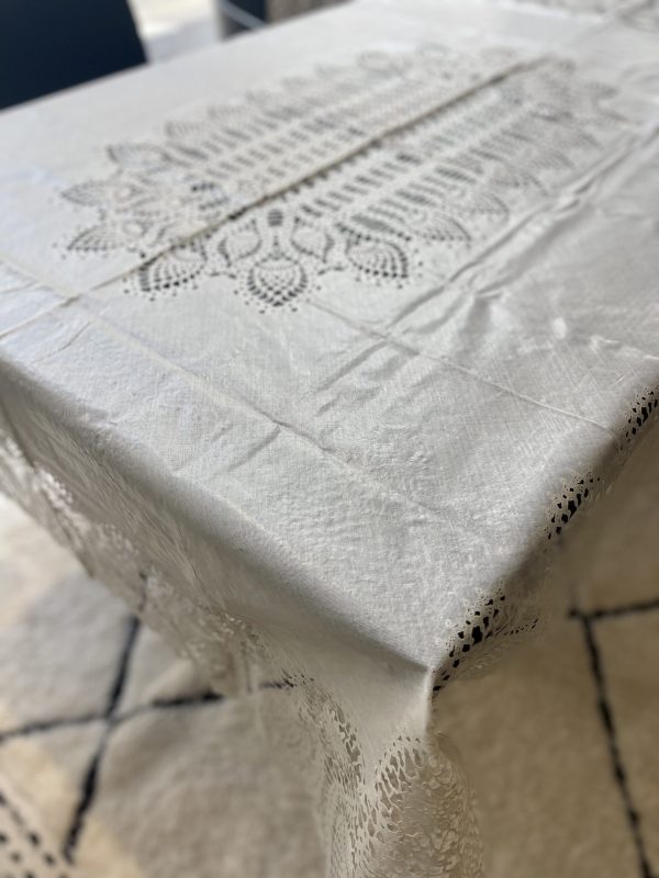Nappe Dentelle – Vinyle, sable, 150x264cm – Image 3