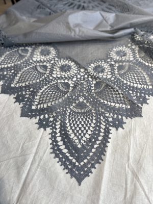 Nappe Dentelle – Vinyle, gris, 150x264cm