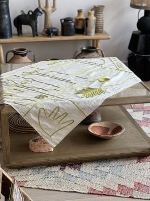 Nappe Atlas, tissu brodé  – vert anis, 90x140cm