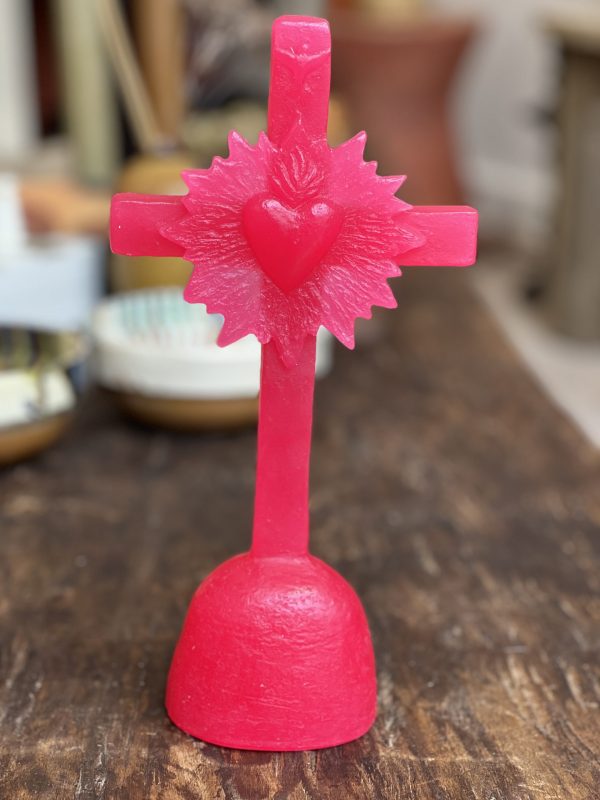 Croix cœur de lumière – cire, fushia
