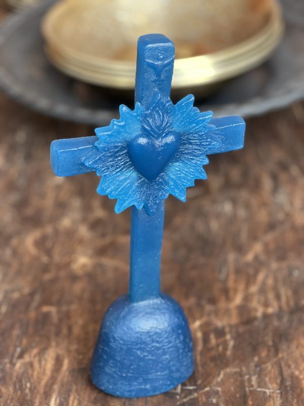 Croix cœur de lumière – cire, pétrole – Image 3