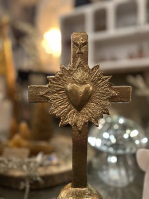 Croix cœur de lumière – cire, or