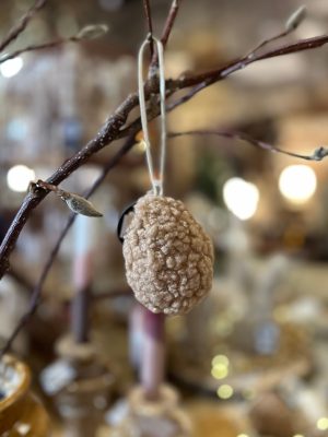 Oeuf bouclette – marron