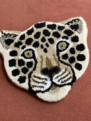 Tapis tête – Léopard Loony