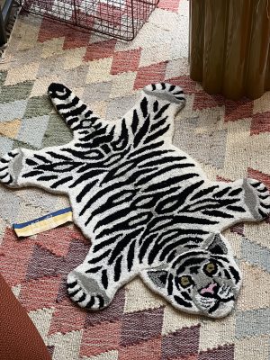 Petit tapis tigre blanc – blanc/noir, laine