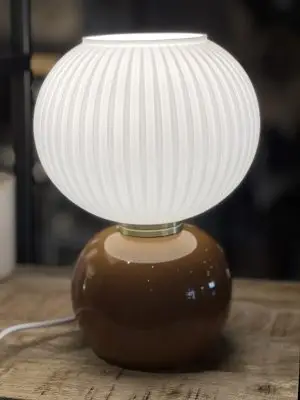 Lampe adonis – marron et blanc